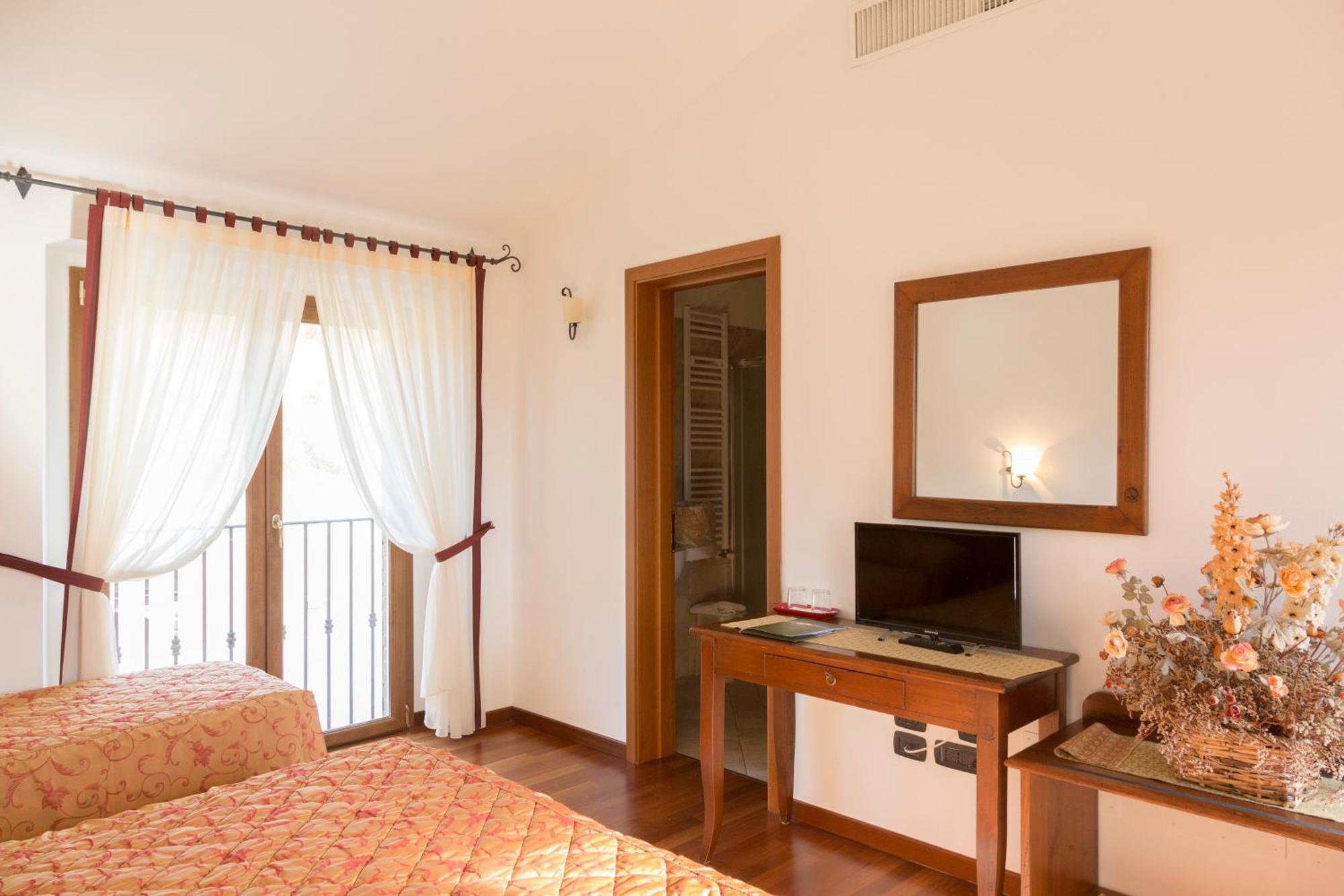 Colleverde Country House & Spa Urbino Exterior foto